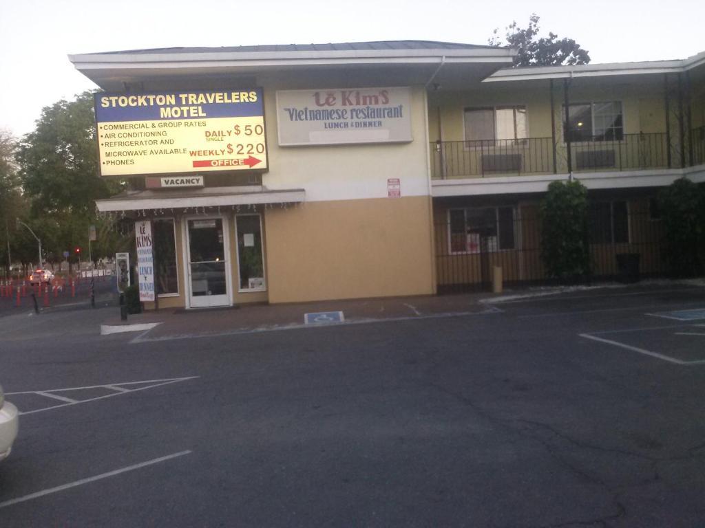Stockton Travelers Motel Eksteriør bilde